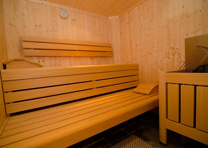 Отель Haus Andrea 3*