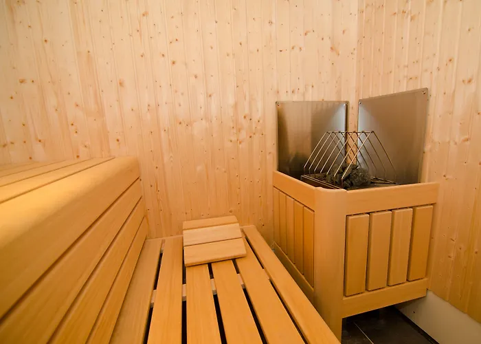 Haus Andrea Отель 3*